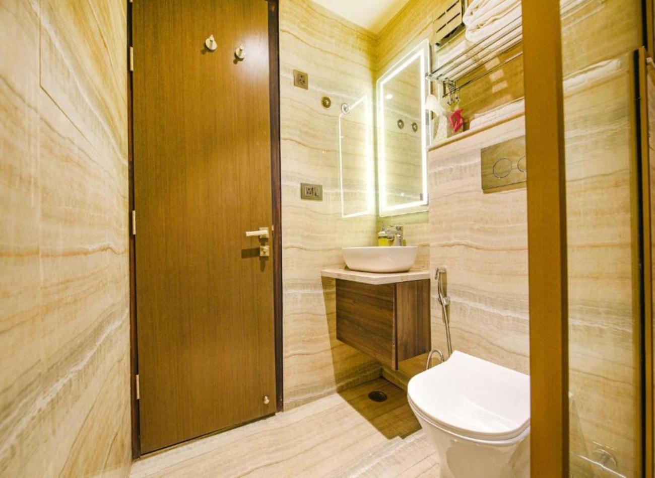 Hotel Cullinan By Qotel Janakpuri เดลี ภายนอก รูปภาพ