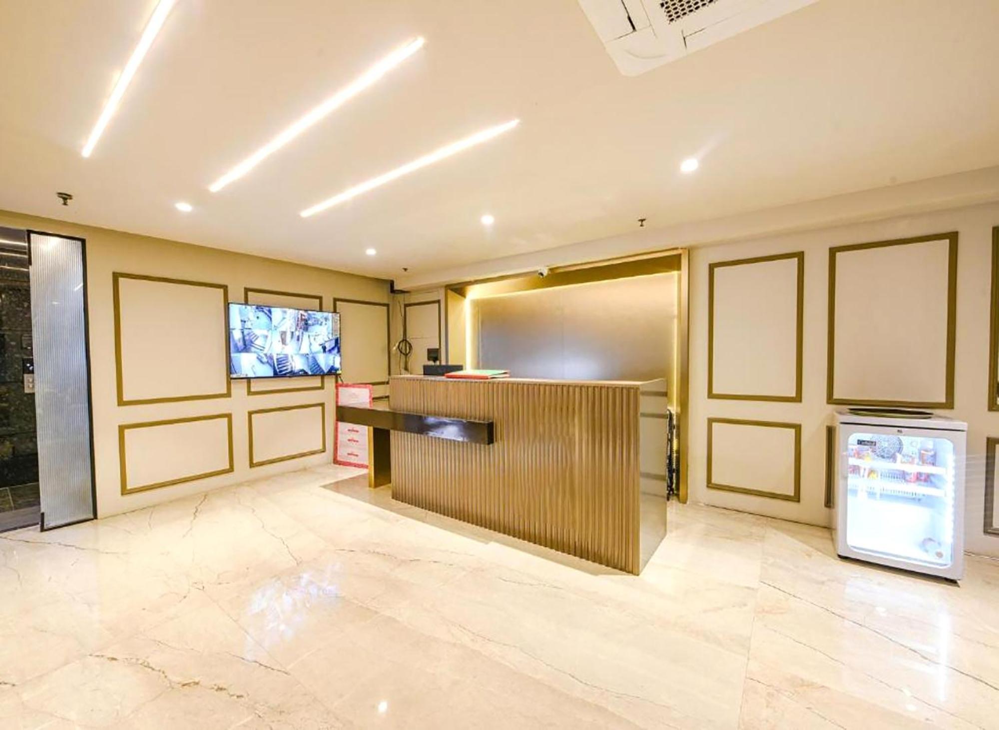Hotel Cullinan By Qotel Janakpuri เดลี ภายนอก รูปภาพ