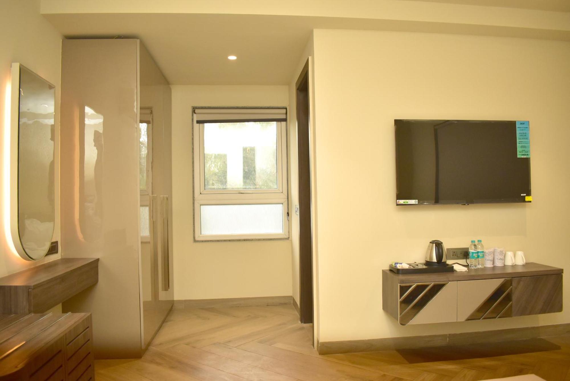 Hotel Cullinan By Qotel Janakpuri เดลี ภายนอก รูปภาพ