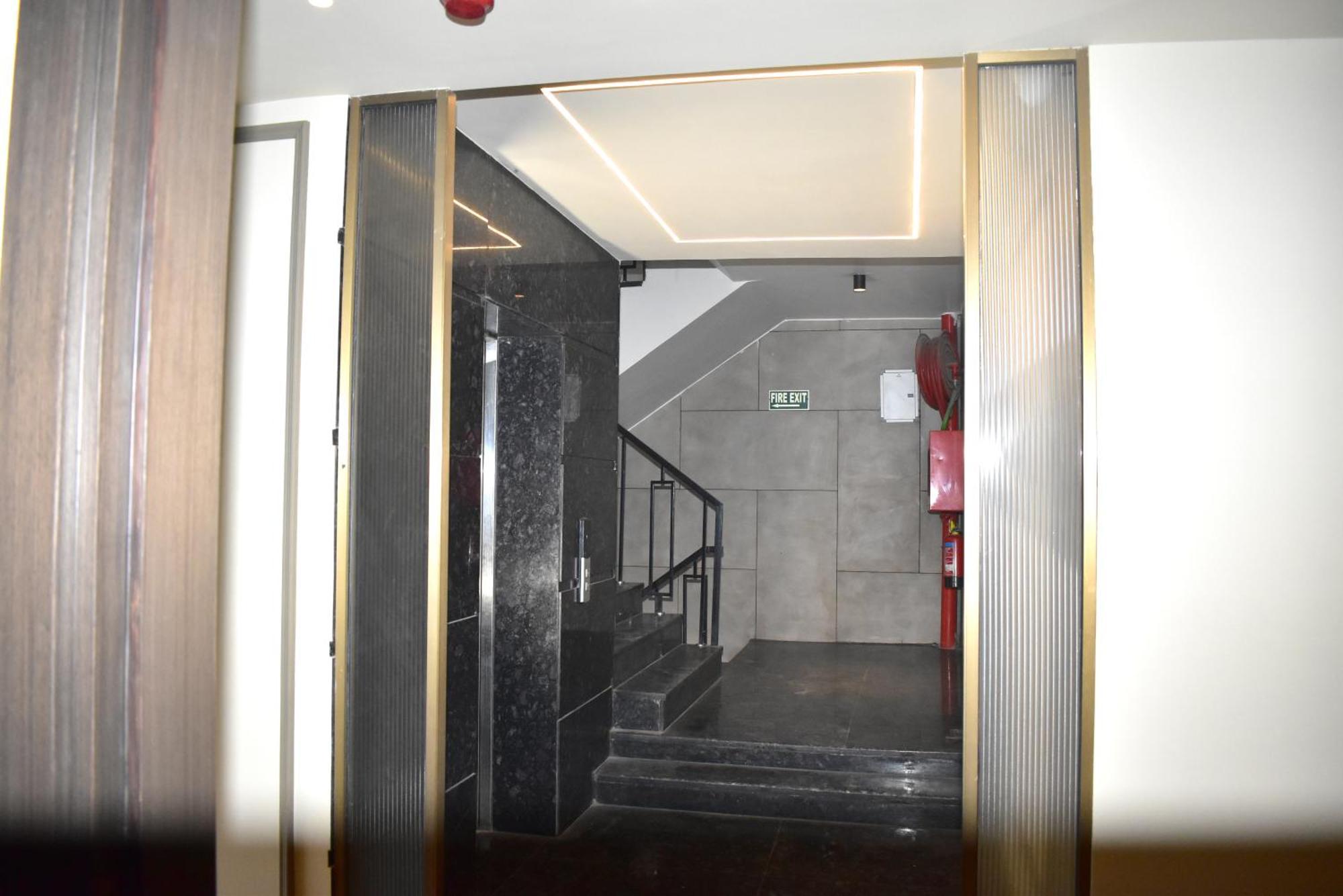 Hotel Cullinan By Qotel Janakpuri เดลี ภายนอก รูปภาพ
